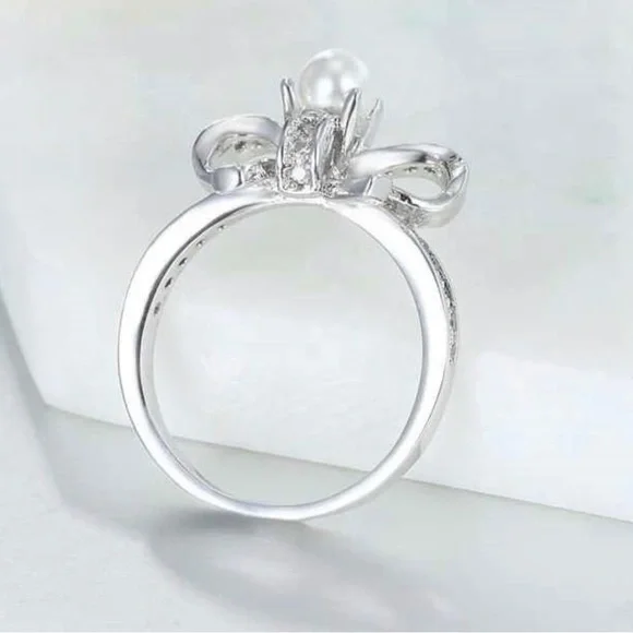 Pearl Ribbon Bow Ring - Picture 6 of 6